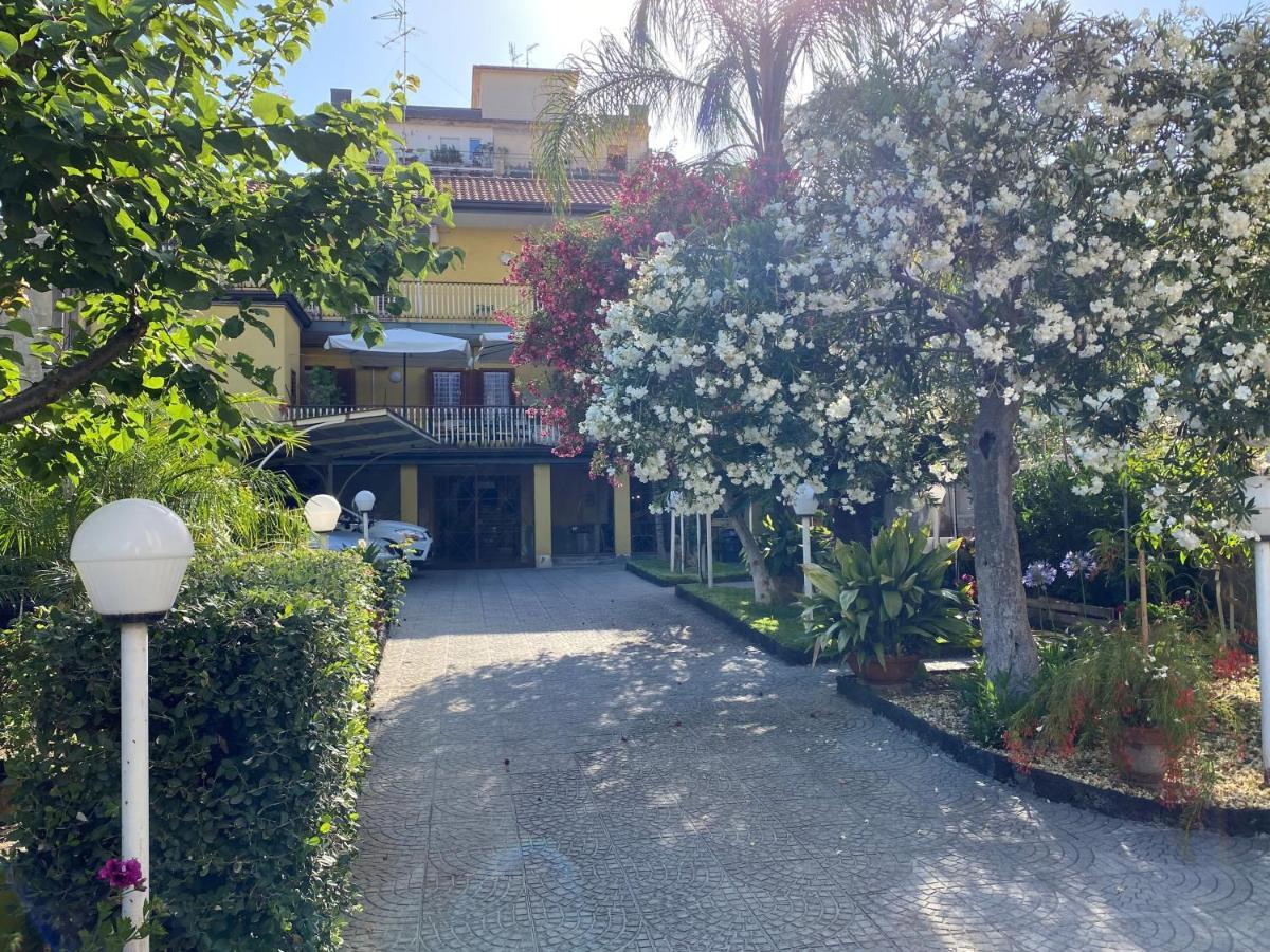 Casa Delle Rose Catânia Exterior foto